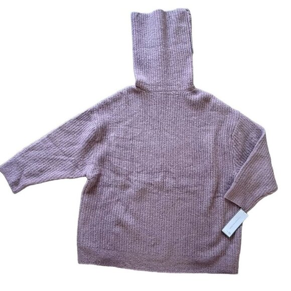 Goodnight Macaroon Size M Purple Turtleneck Soft Chunky Sweater - Picture 2 of 3